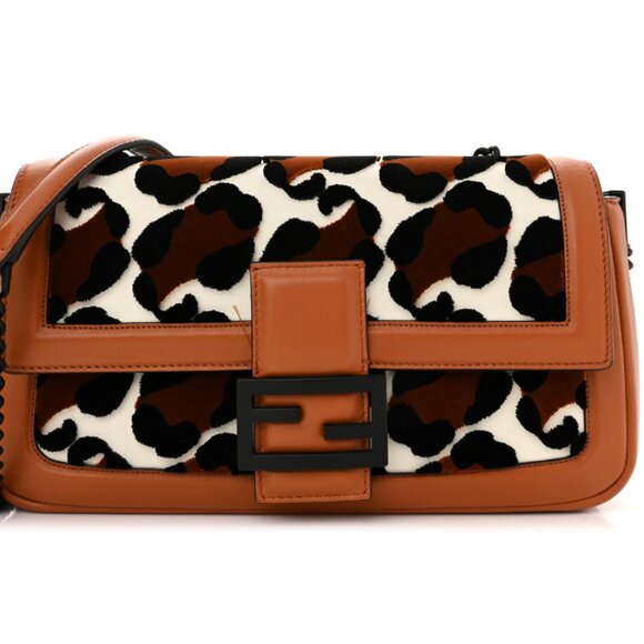 Fendi Handbags - Fendi baguette tufted leopard handbag with box LIKE NEW